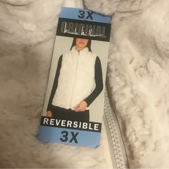 Nicole miller (2)reversible women’s faux fur vest (NO offer) please - Picture 8 of 16